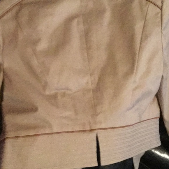 Black and white short jacket - Picture 7 of 7